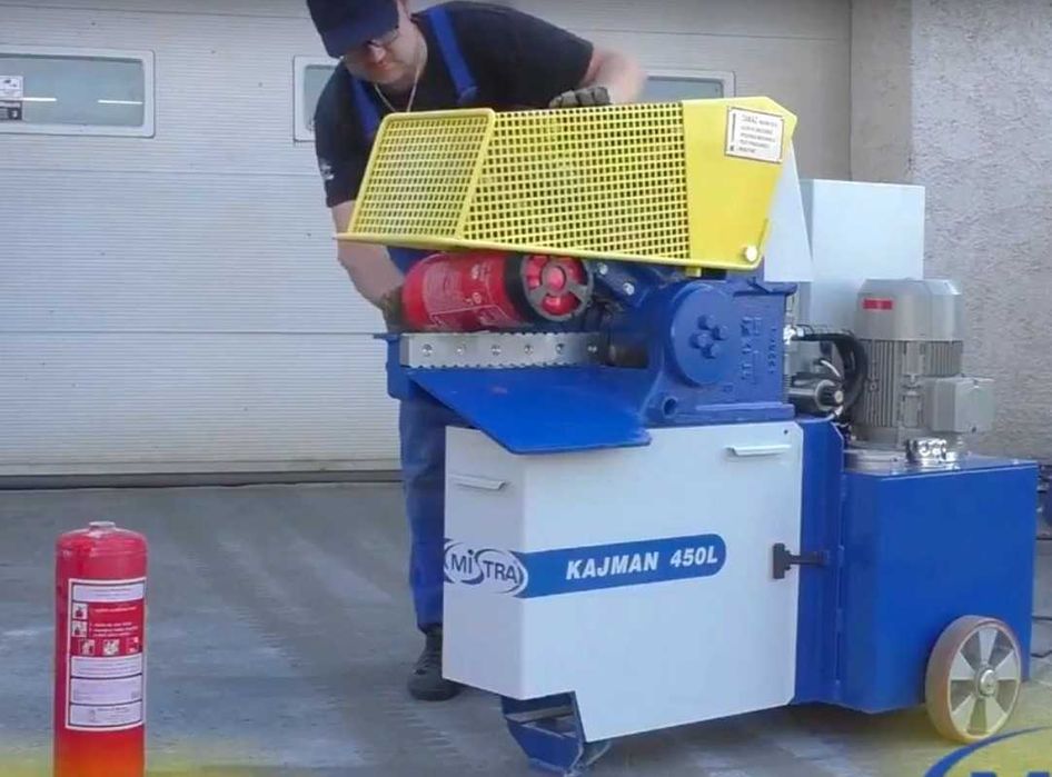Hydrauliczne nożyce do cięcia złomu Kajman 450 L