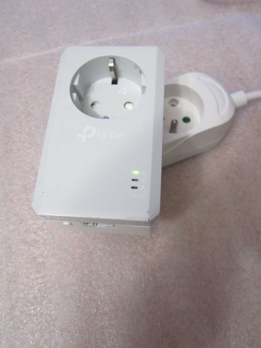 Transmiter sieciowy PowerLine Tp-link AV600 TL-PA4010P