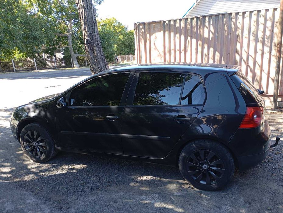 Автомобіль Гольф 5