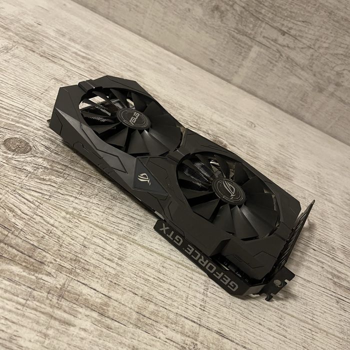 Відеокарта видеокарта ASUS ROG STRIX GTX 1650 4GB GAMING