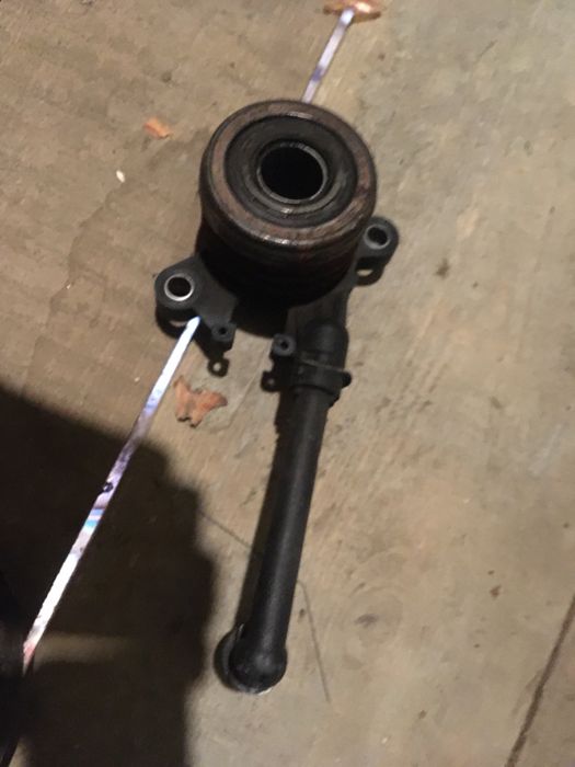 Вижимний підшипник 1,5 dci. Робочий