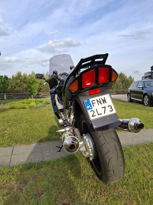 Yamaha FJR 1300 – 2001 r. – bez wkładu, po serwisie!

Sprzedam zadbaną