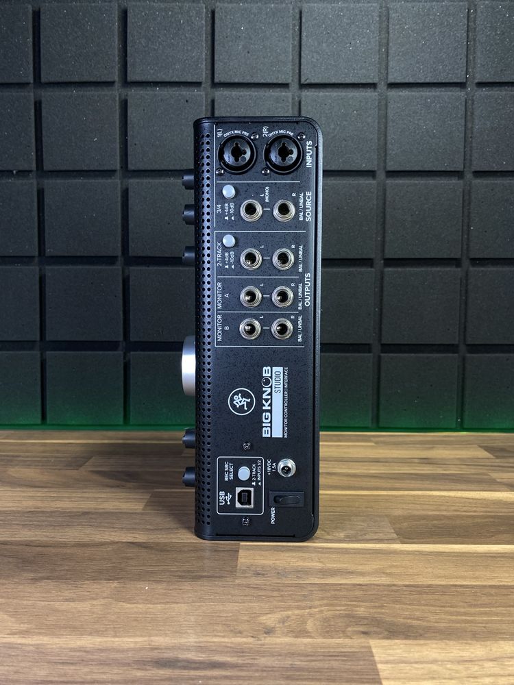 Mackie Big Knob Studio