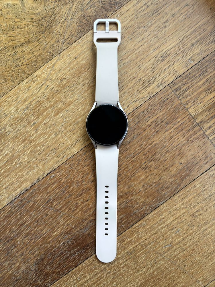 SAMSUNG Galaxy Watch 4, 40mm, różowo-złoty