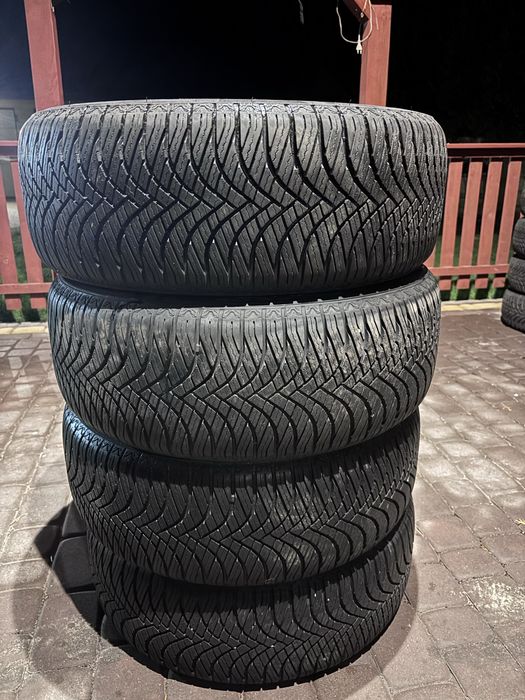 Opony wielosezonowe 225/50R17