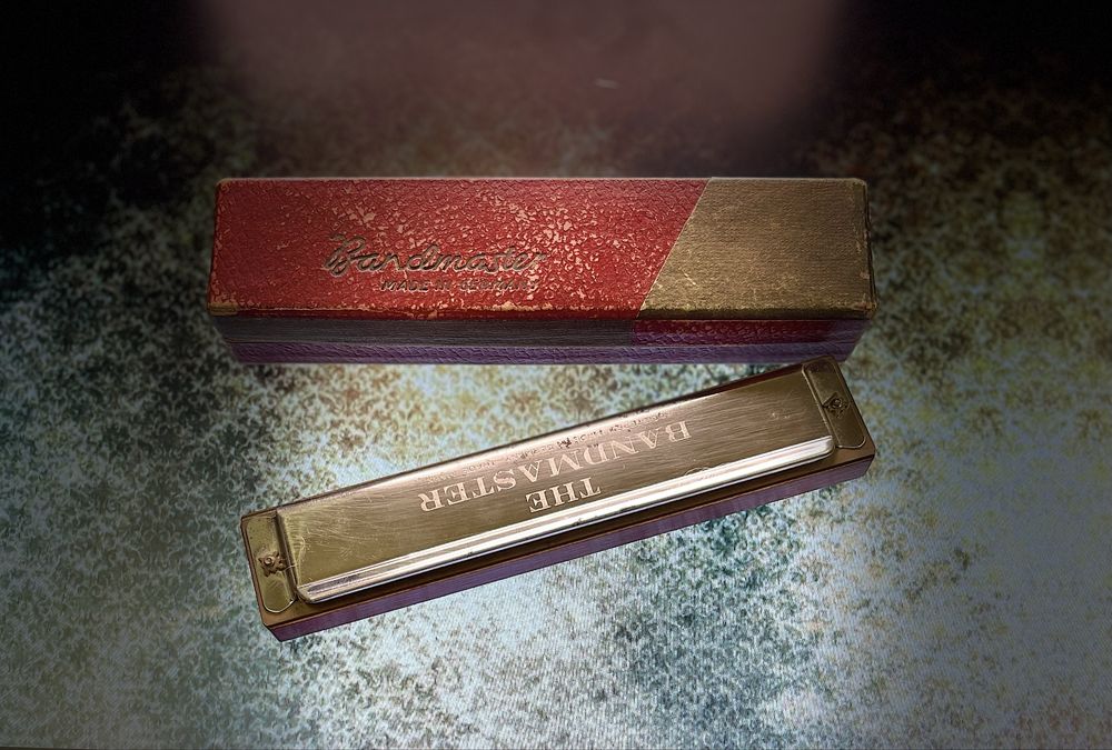 Винтажная губная гармошка THE BANDMASTER (Made in Germany)