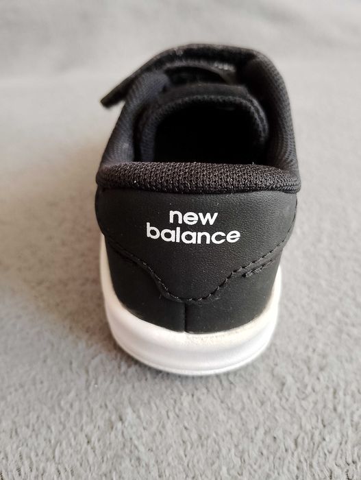 New Balance. NOWE. 24