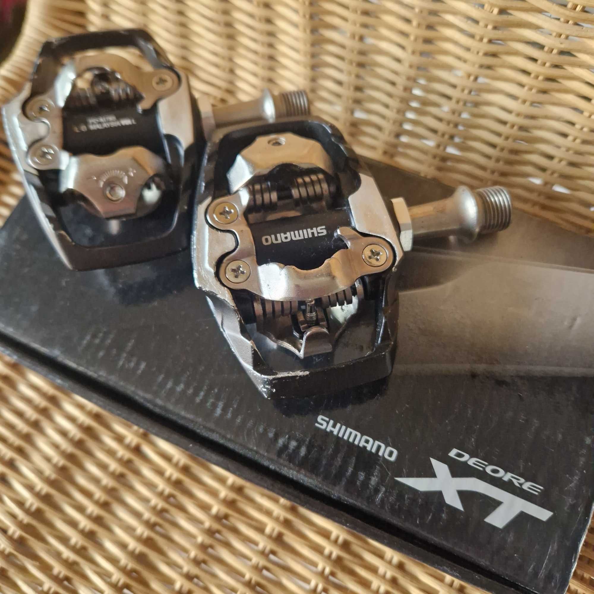 Pedais Shimano Deore XT