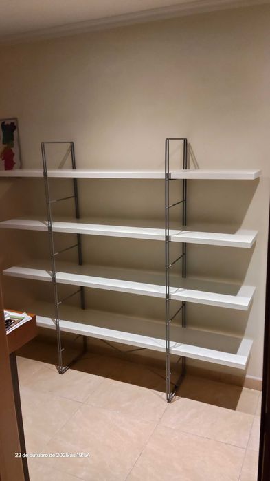 Estante enetri branco IKEA