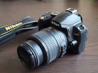 Lustrzanka Nikon D3000 + Nikkor 18-55mm (+ zestaw akcesoriow) Stan Ide