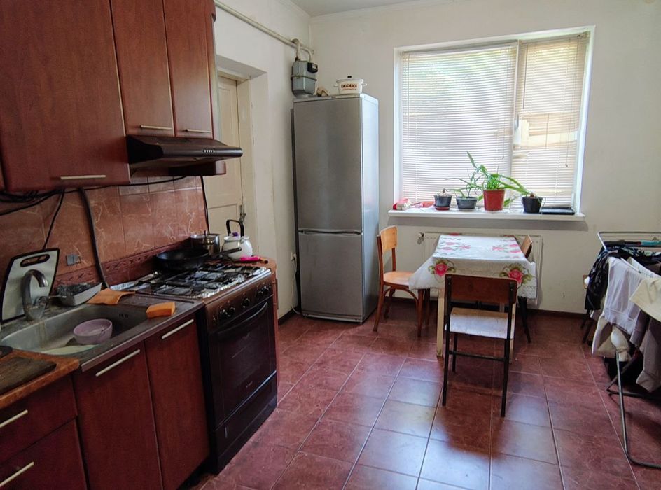 Окрема кімната в особняку, оренда кімнати без посередників