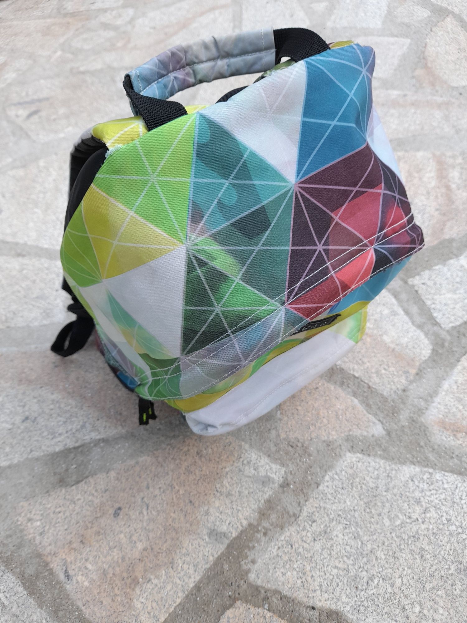 Mochila escolar como nova