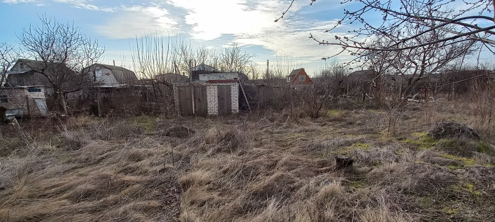 Продам дачу СВТ Фарада за Пересадівкою.