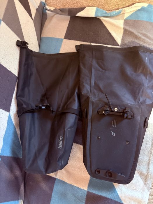 Tailfin  10l torby sakwy  rowerowe