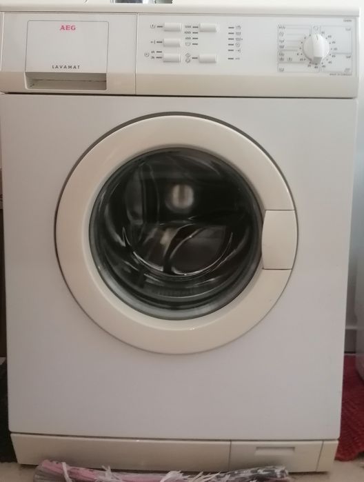 Máquina lavar roupa AEG