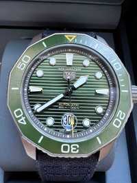 Tag Heuer Aquaracer Professional 300 TYTAN / GREEN