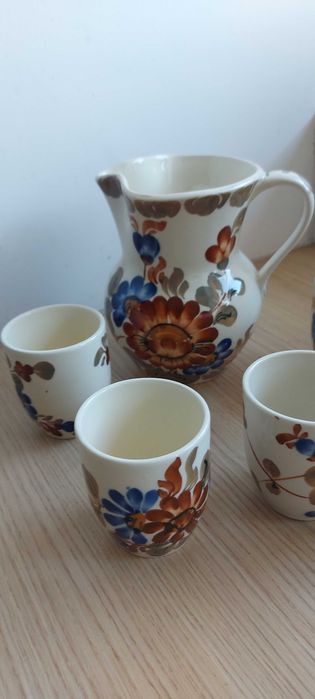 fajansowy dzbanek i 5 kubeczków Włocławek PRL