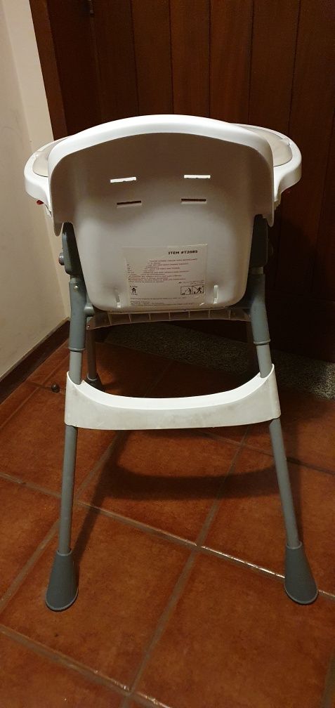 Cadeira refeição para bebés
