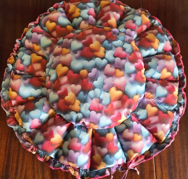 Лежаки для собачек и кошечек