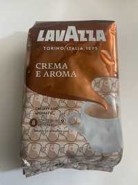 Кофе Lavazza crema e aroma в зернах