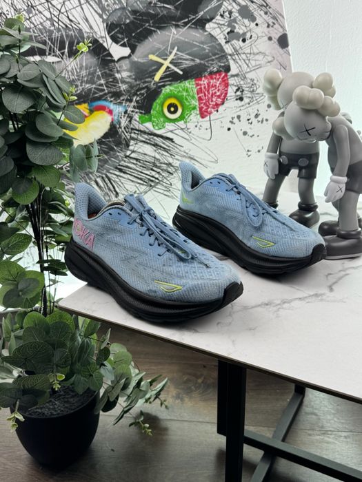 Кросівки Hoka Clifton 9 41 розмір Е6564