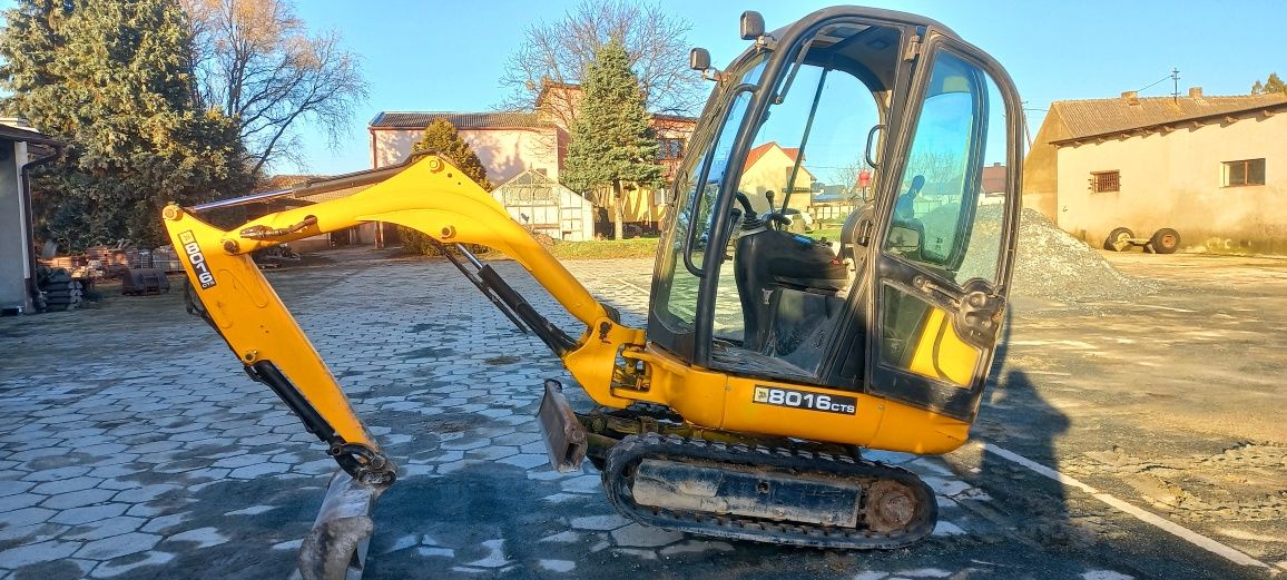 Minikoparka roboty ziemne, usługi.