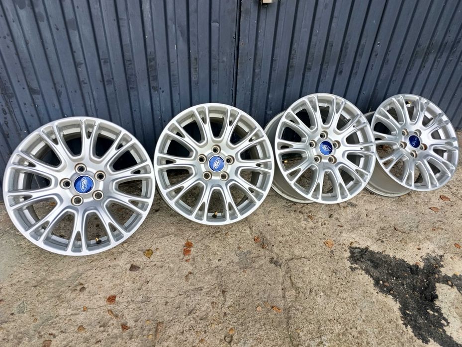 Felgi alu Ford 16'' 5x108 ET50 Focus Mondeo C-max Volvo CM5C-1007-CXA