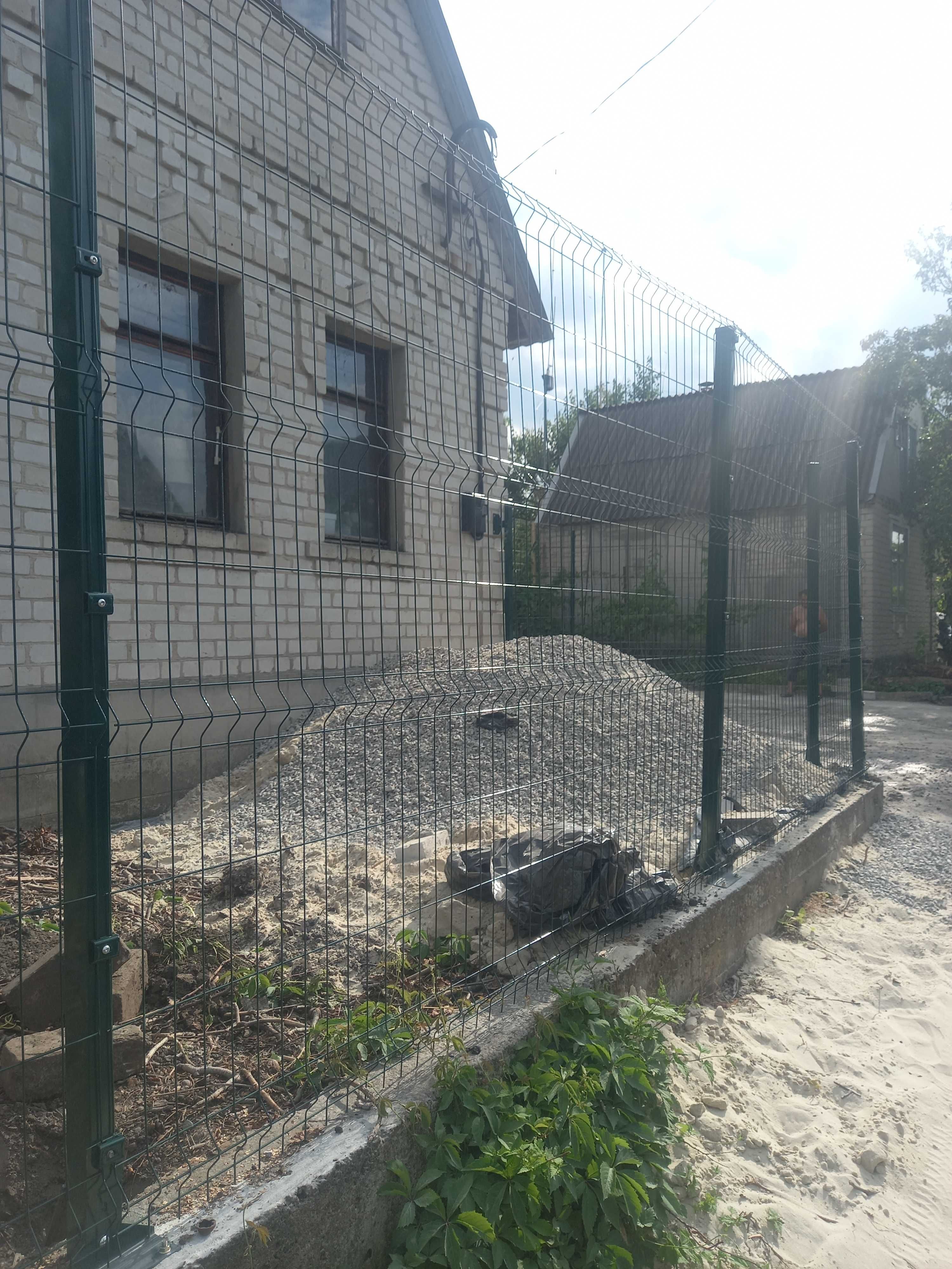 Монтаж, установка забора со сварной сетки под ключ