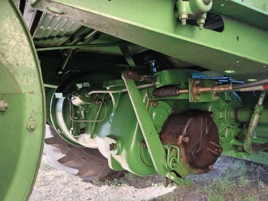Комбайн  Johne Deere 955