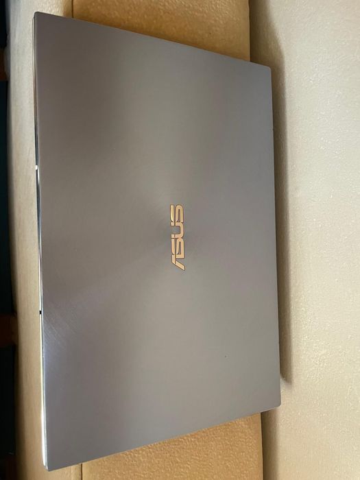 Ultralekki laptopi Asus Zenbook 14