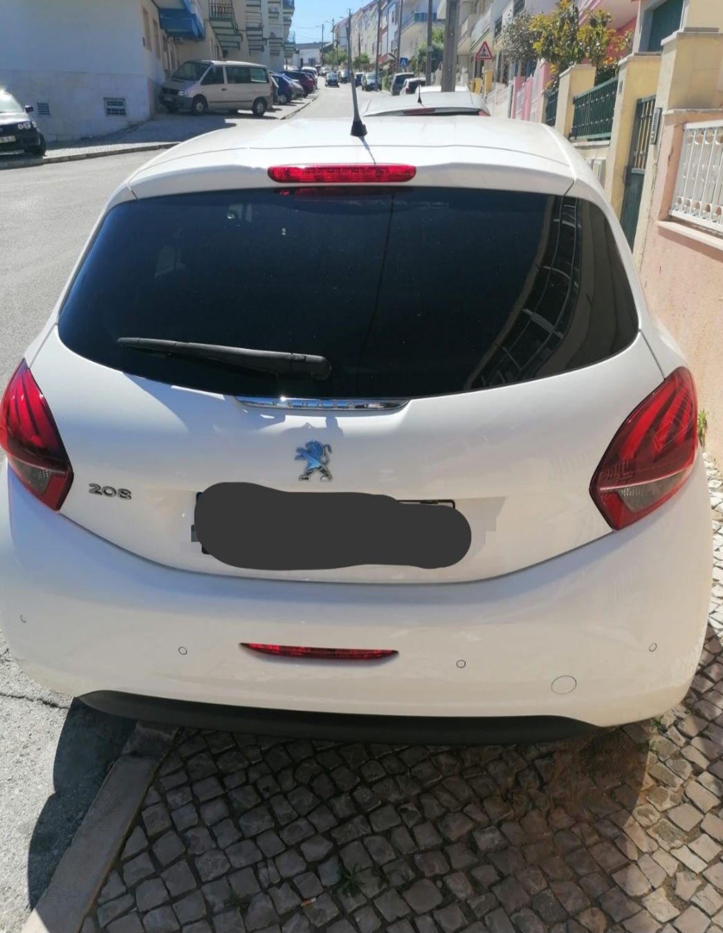 Peugeot 208  1.2