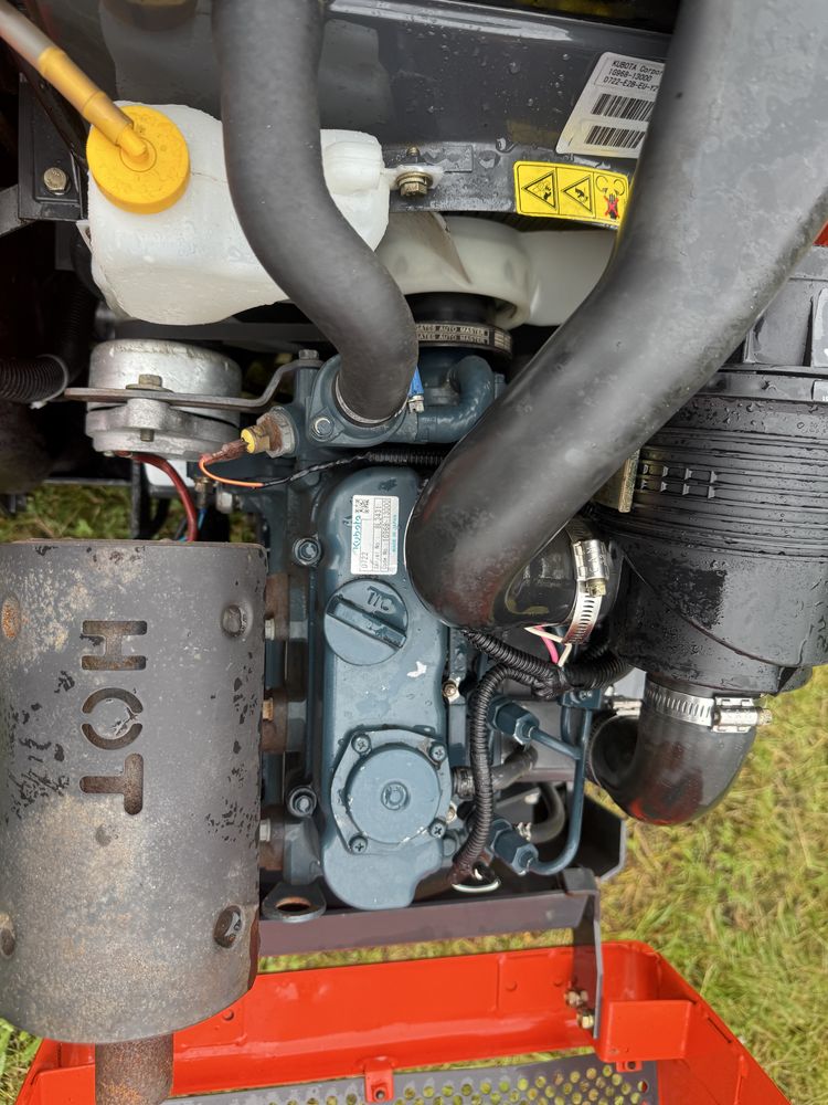 traktorek kosiarka kubota ZD 21