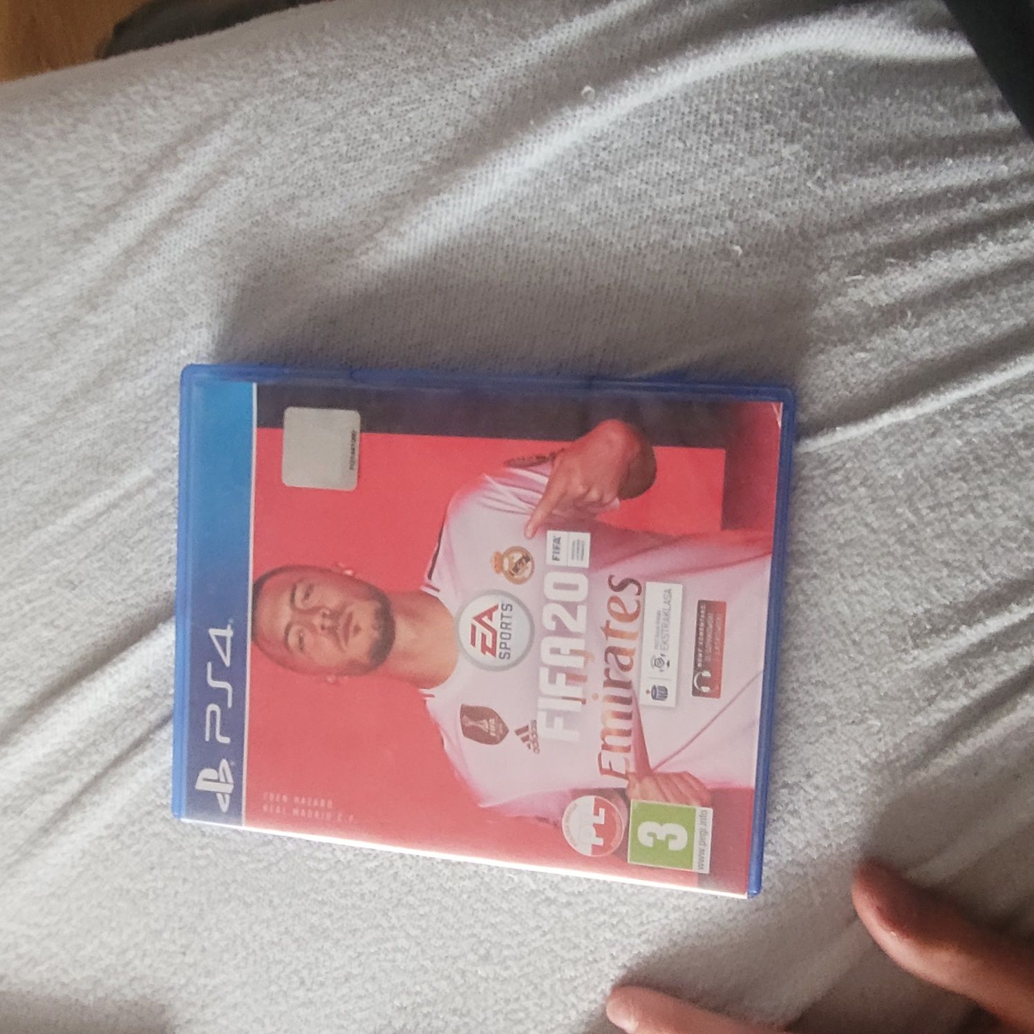 Fifa 20 ps4 jak nowa
