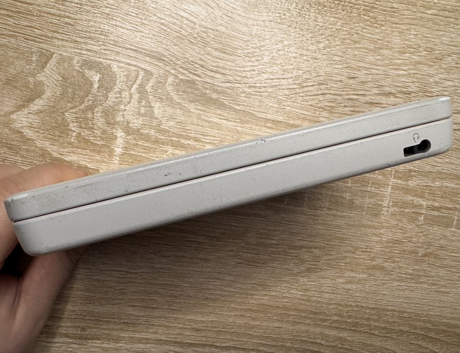 Портативная игровая приставка Nintendo DSi Xl White 4gb