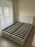 Cama de Casal com Arrumação