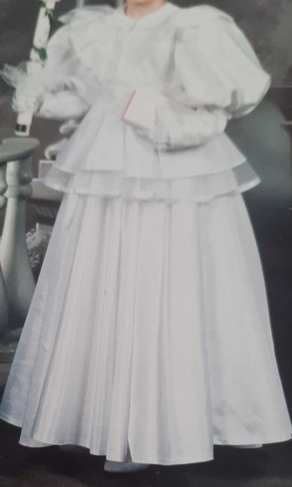 Sukienka komunijna z dodatkami