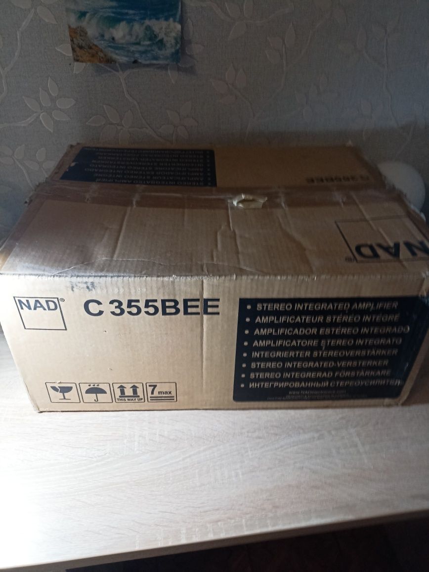 Продаю  усилитель NAD C355BEE.