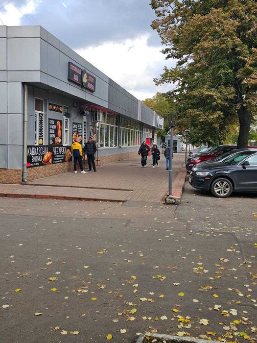 Центр Грушевського торгове приміщення 87 кв.м. ТОП місце прохідняк