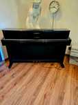 Pianino cyfrowe Kawai czarne wysoki polysk