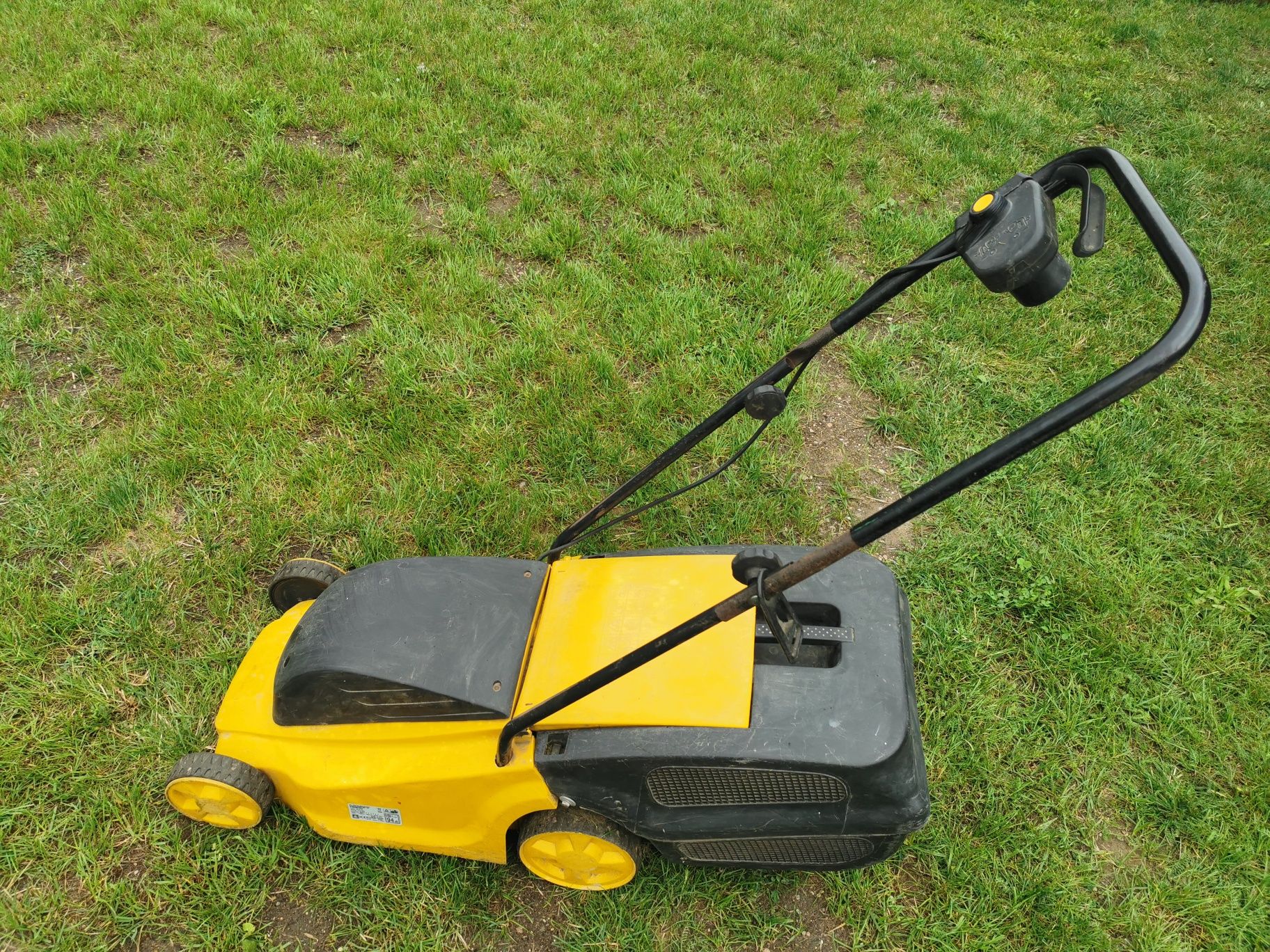 Kosiarka do trawy 1300W