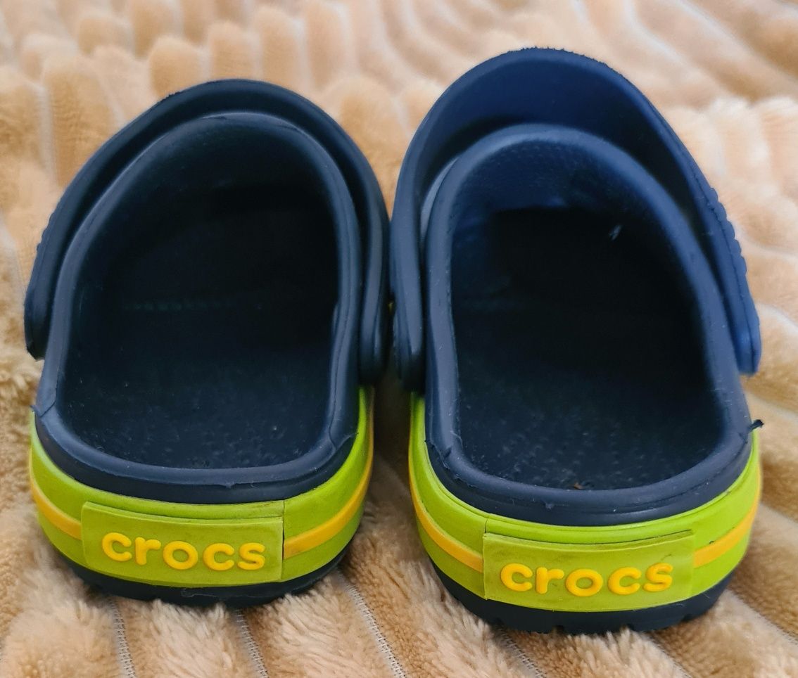 Босоножки-шляпки CROCS