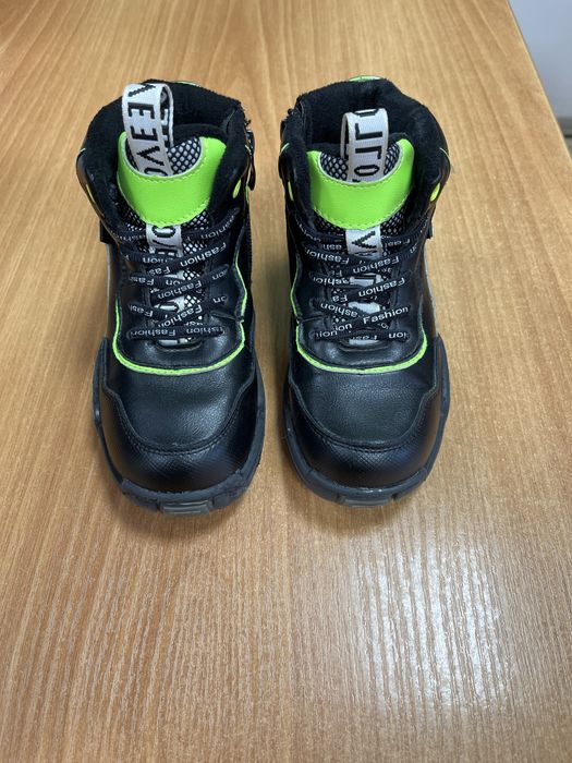 Осінні ботінки, на флісі, розмір 29