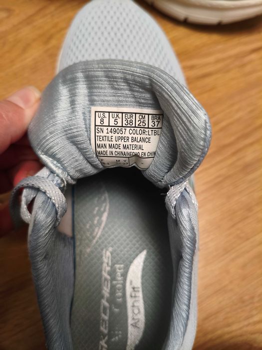 Buty sportowe 38 rozmiar