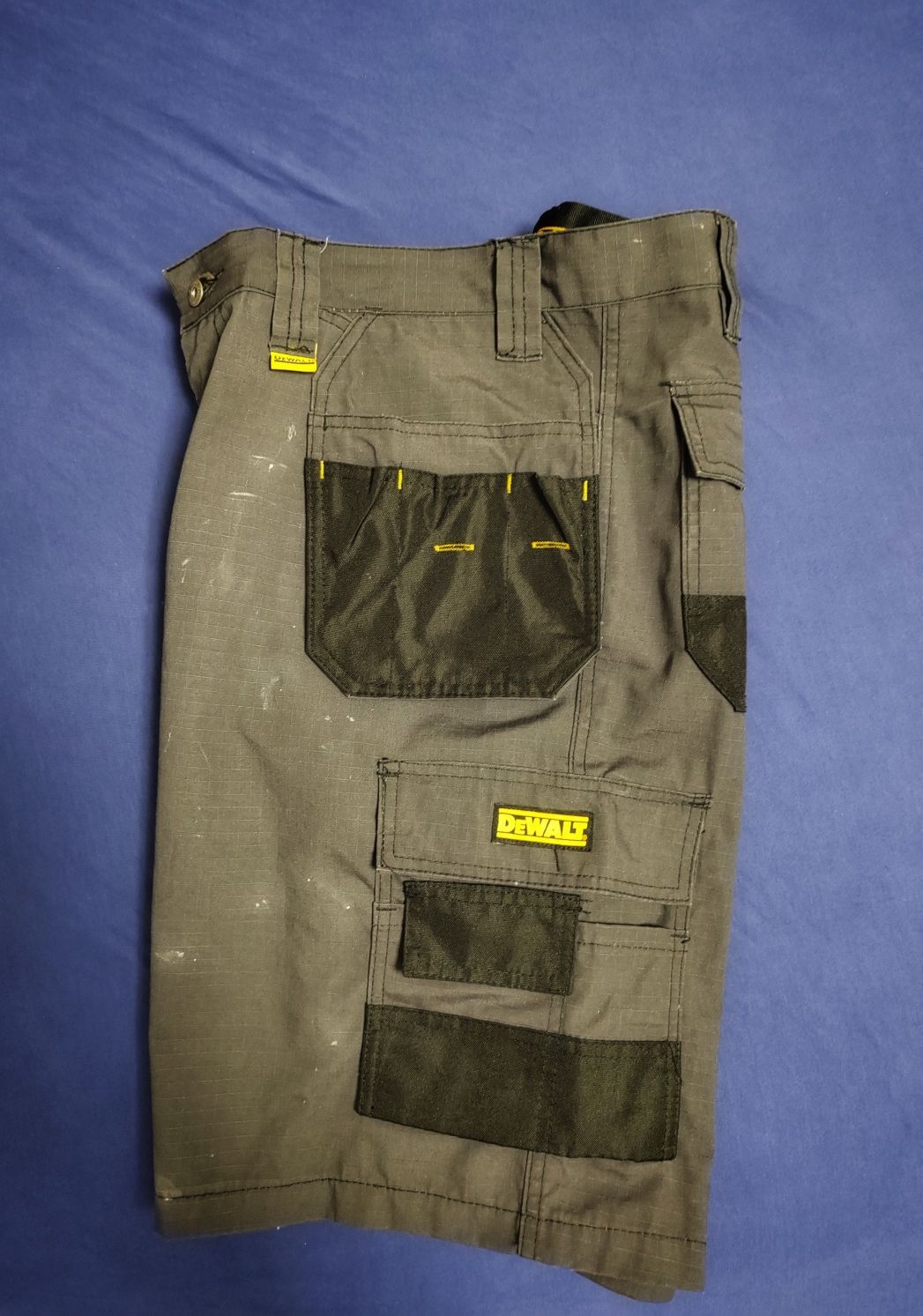 Шорты  рабочие DeWalt L - XL