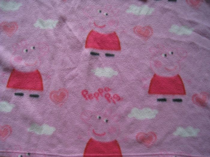 Флисовый халат -плед с рукавами Свинка Пеппа 3-8 лет
