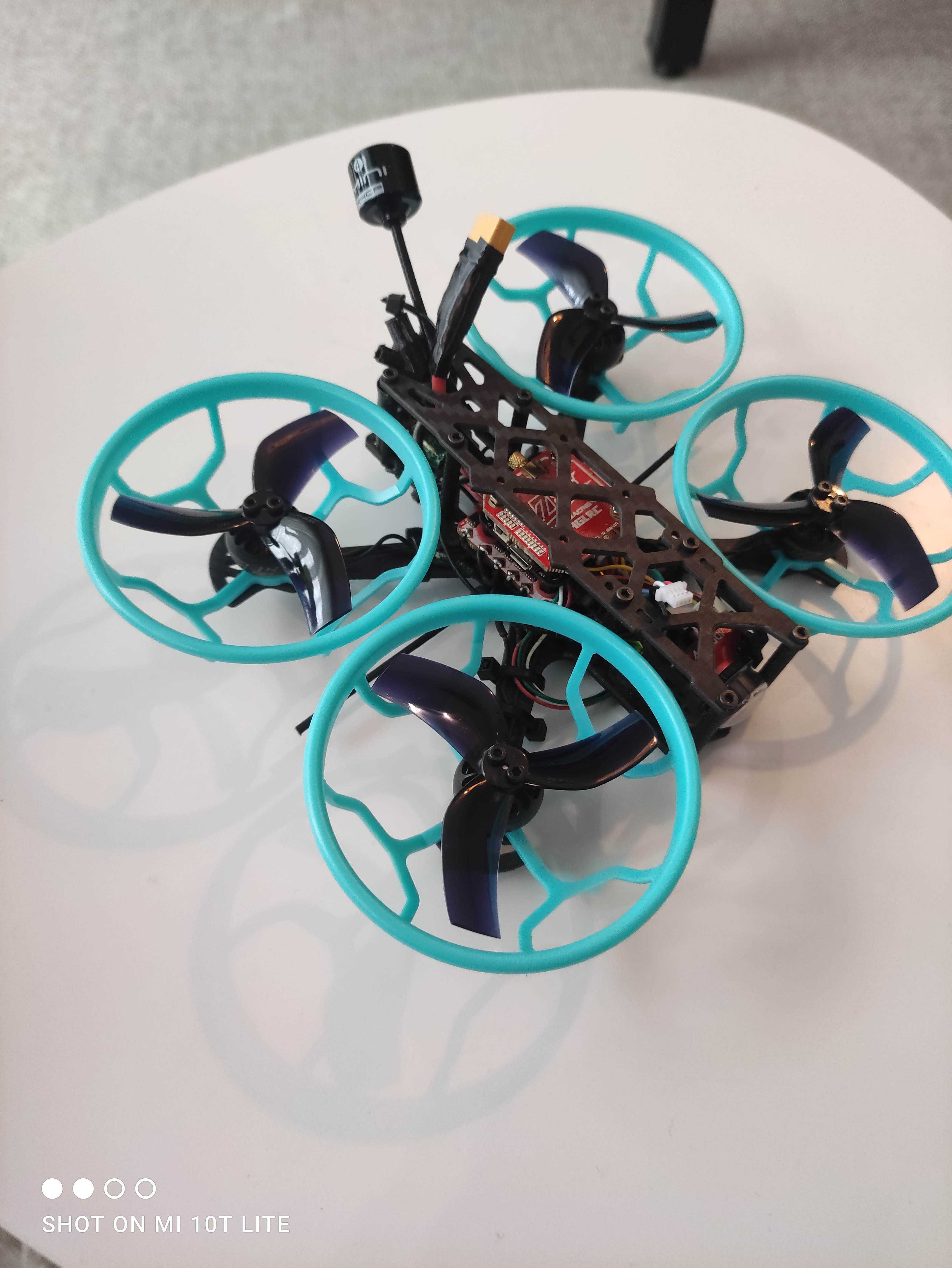Nowy Dron 2.5 robiony na proteka