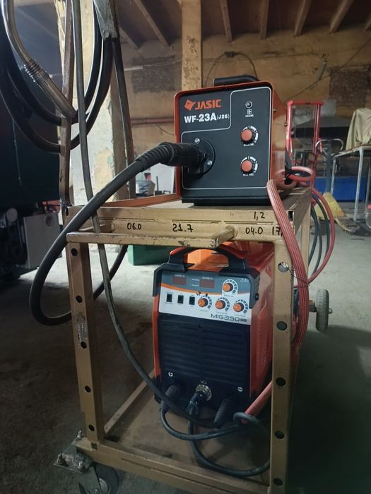 Зварювальний апарат Jasic
