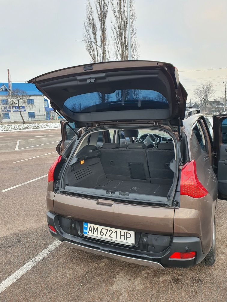 Peugeot 3008 2013 гібрид (HEV) 2.0л