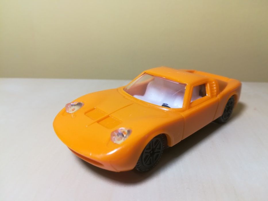 Model Lamborghini Miura ESTETYKA K-24 PRL