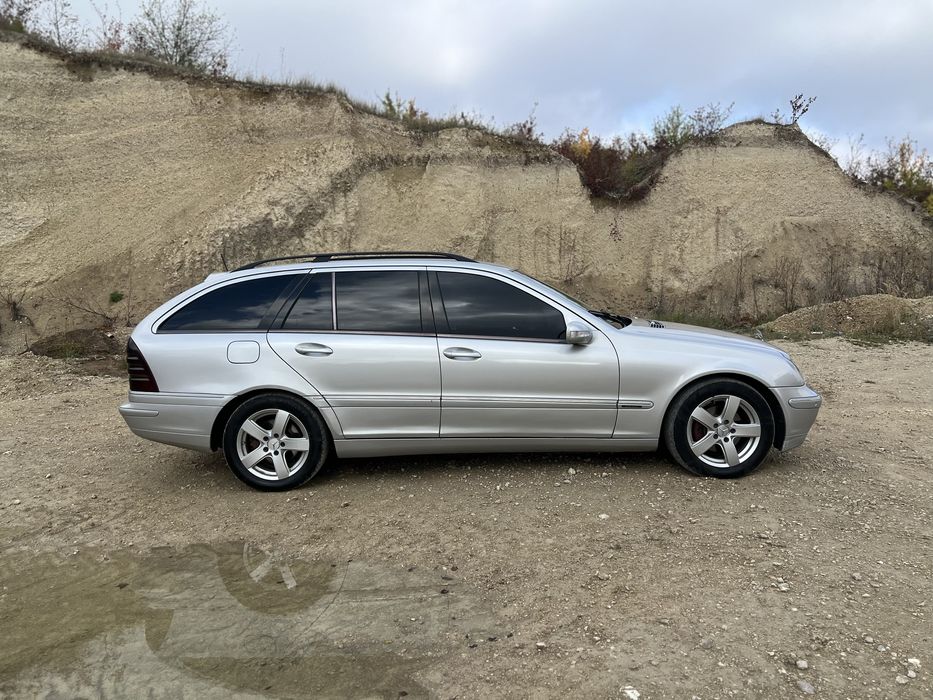 Продам Mercedes W203 C-Class 2.2cdi
